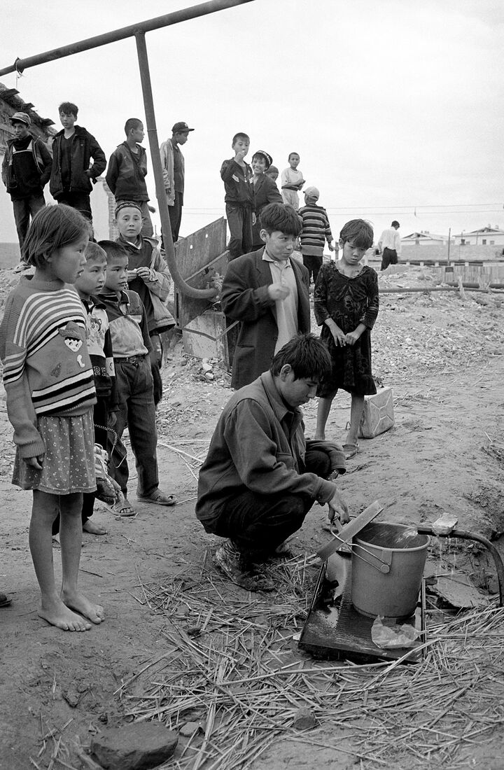 Посёлок Муйнак.Питьевую воду включали на 40 минут в сутки. Но и она была с небольшим солёным привкусом