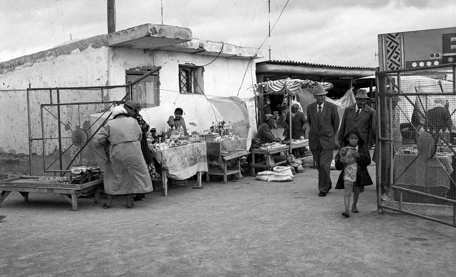 2002г, посёлок Муйнак